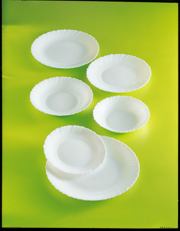 Assiette plate rond blanc verre opal Ø 23 cm Feston Arcoroc