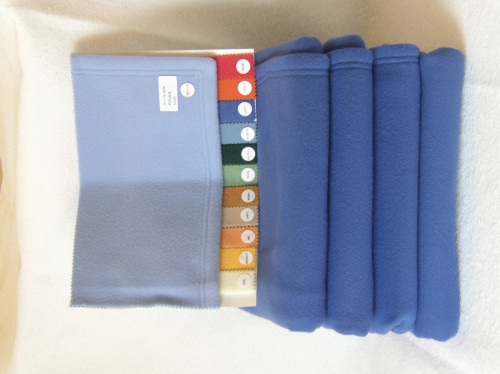 Couverture bleu en plastique 240x220 cm Poleco