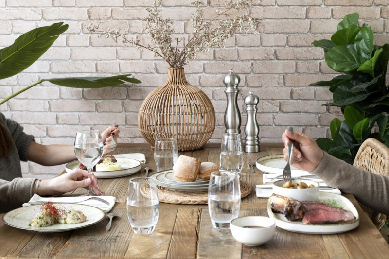 Assiette plate bord droit rond beige porcelaine Ø 25 cm Lunéa Pro.mundi