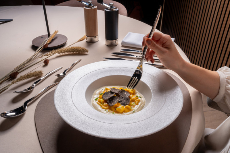 Couteau à dessert droit inox 18/10 21,28 cm Tassili Rak